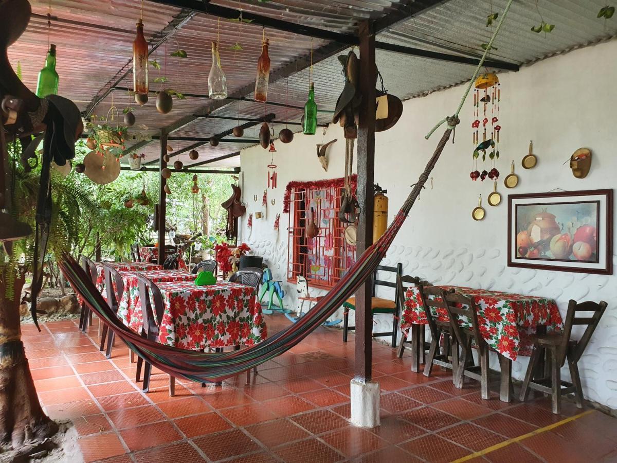 Alojamiento Casa De Campo Los Cactus Villavieja Exterior foto