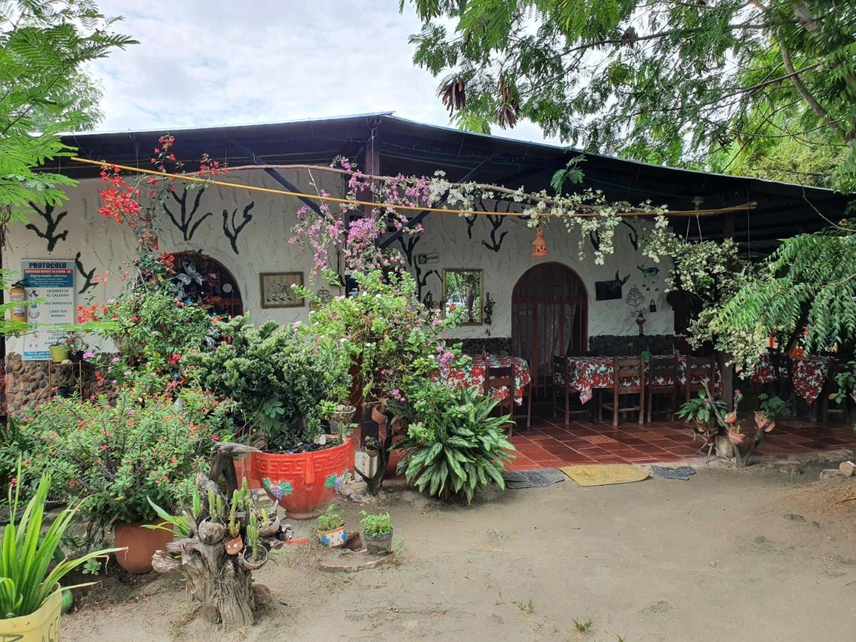 Alojamiento Casa De Campo Los Cactus Villavieja Exterior foto